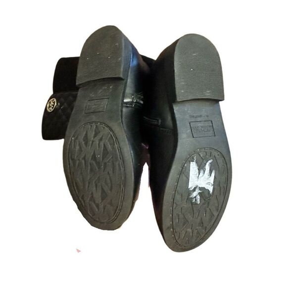 Michael Kors Black Quilted Vegan Leather Boots Sz 4 - Picture 3 of 5